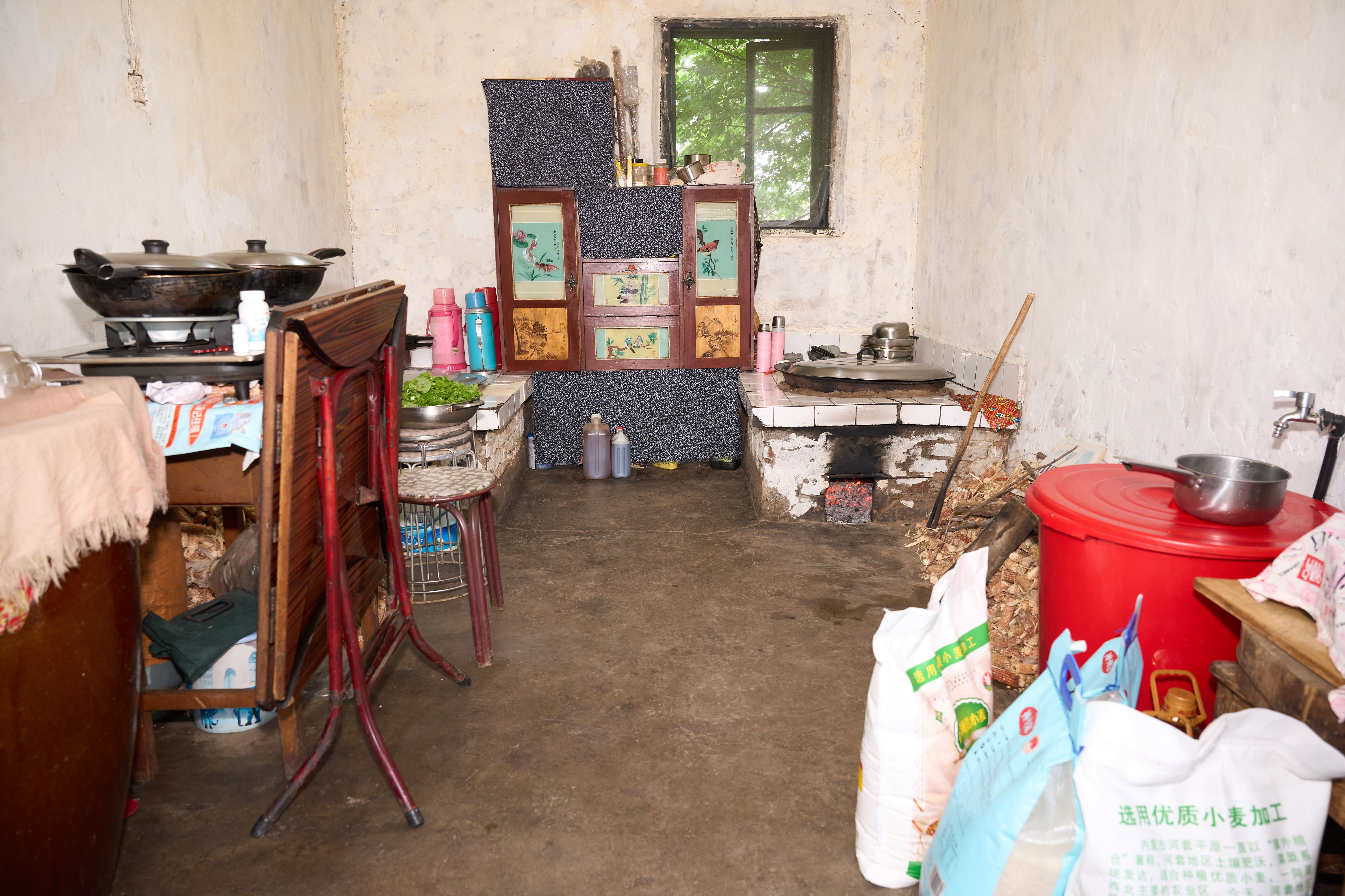 第254所 黑龙江巴彦县黑山镇民乐村米兰在线网站侯玉霞学校